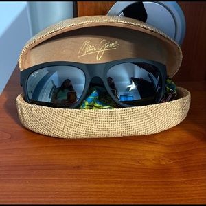 Maui Jim Sunglasses (KAHI)